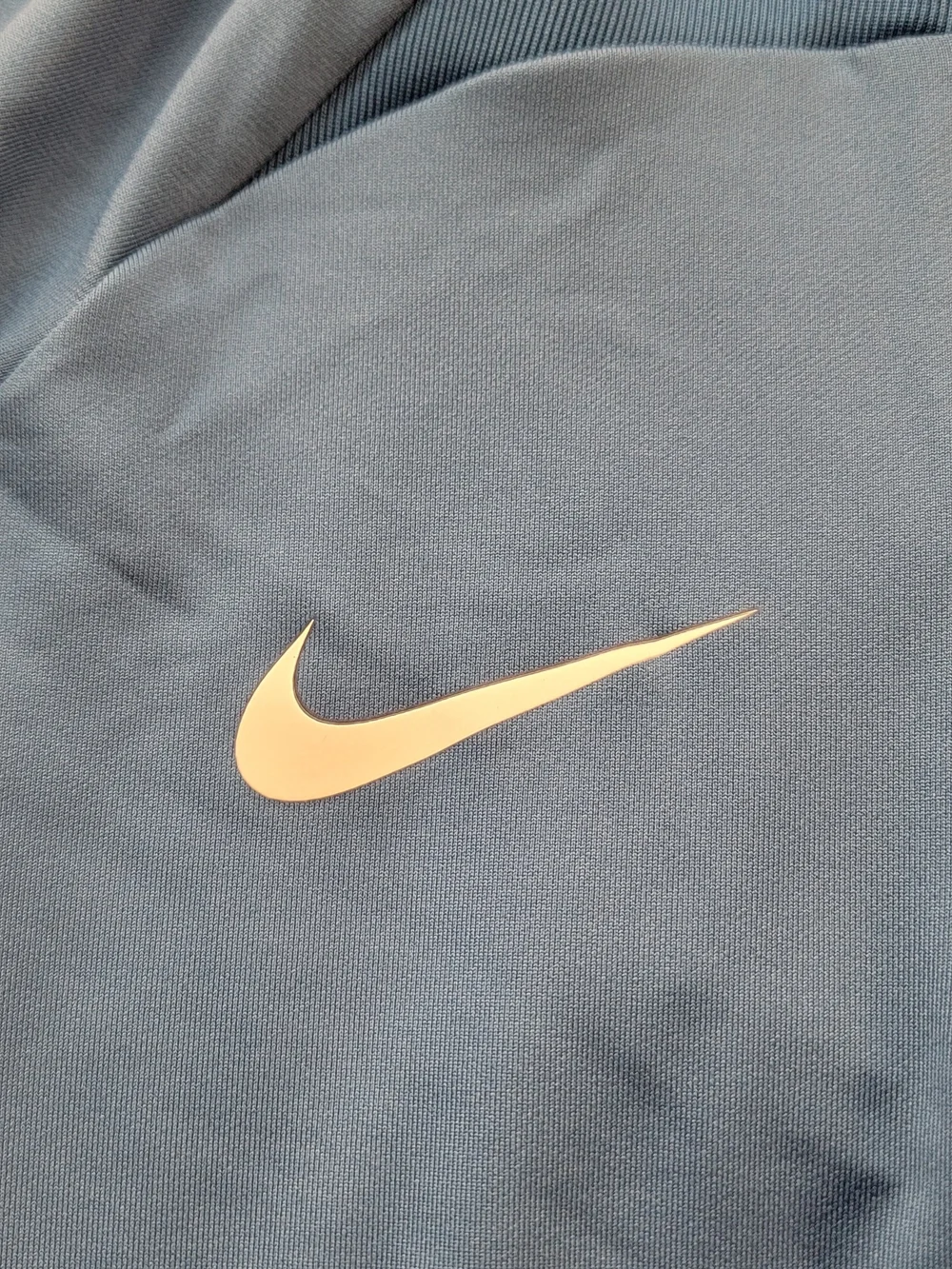 Nike Men’s Dri-FIT Slim Fit Top — Blue